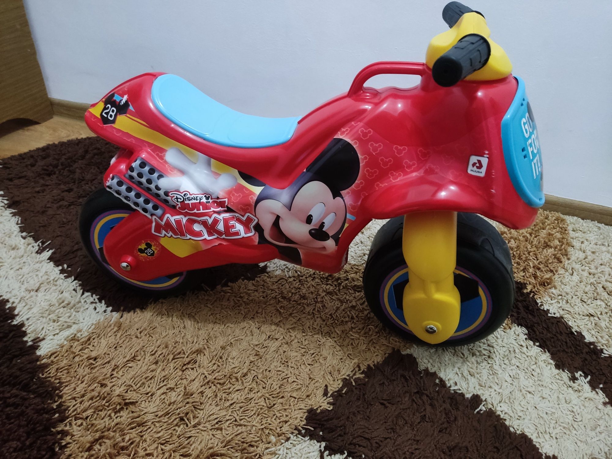 Motocicleta Ride-on Injusa Disney - Neox Mickey Mouse