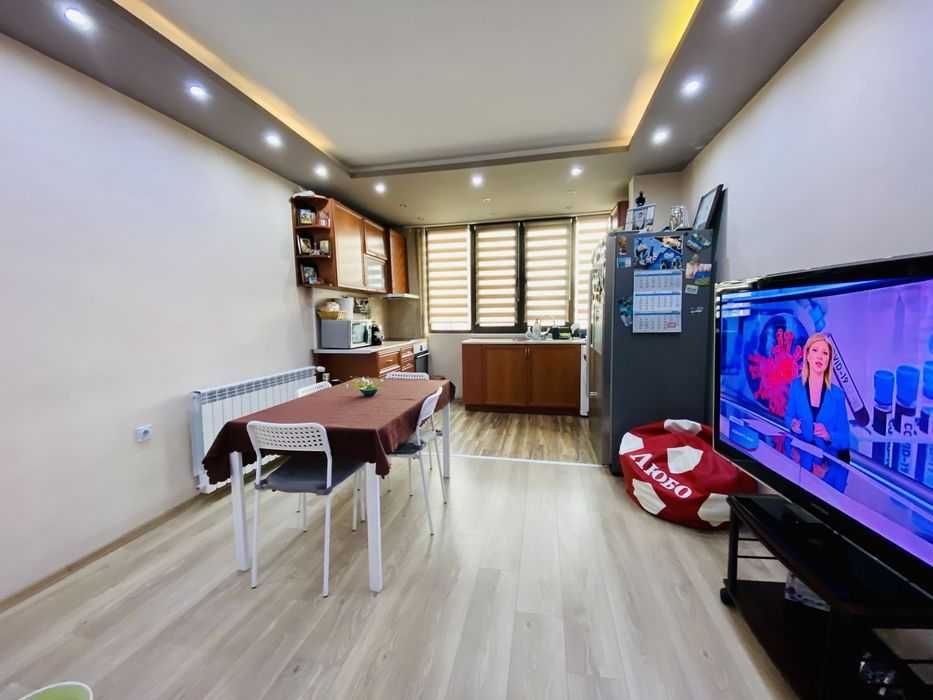 Продава се Тристаен апартамент в София, Дружба 1 - 70 кв.м за 2172 €/кв.м - Снимка #6