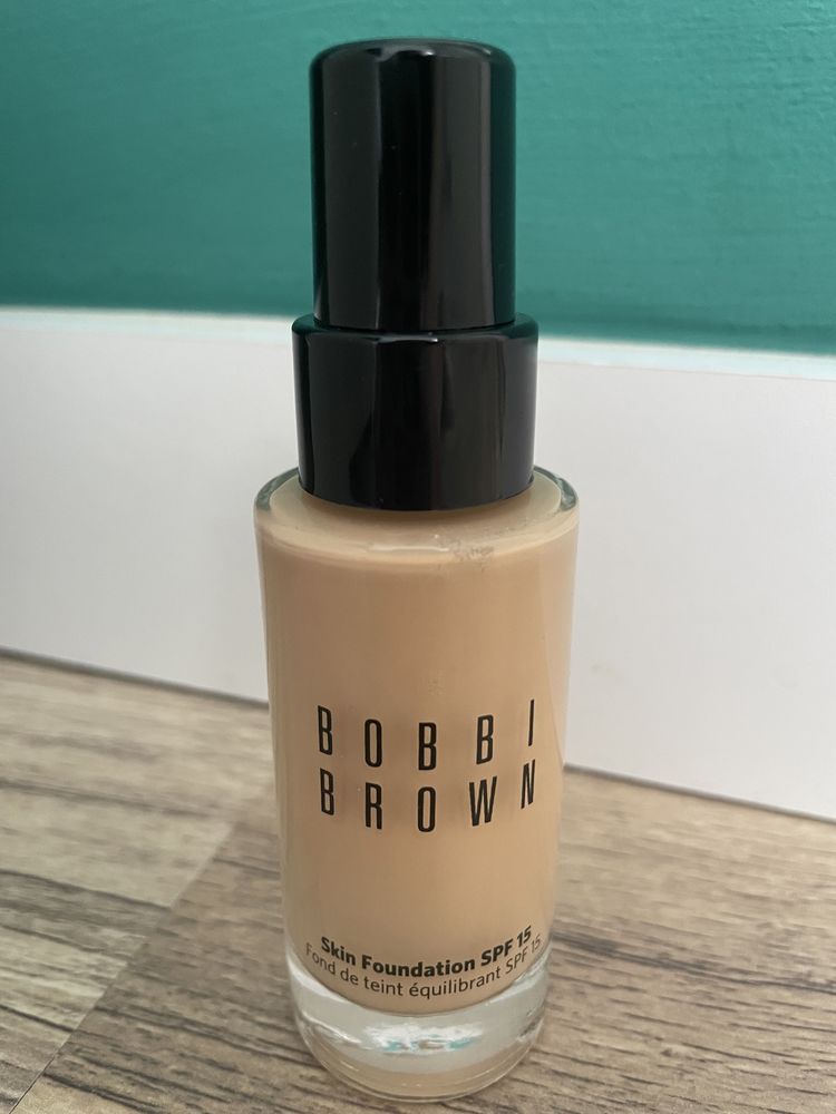 Bobbi Brown fond de ten