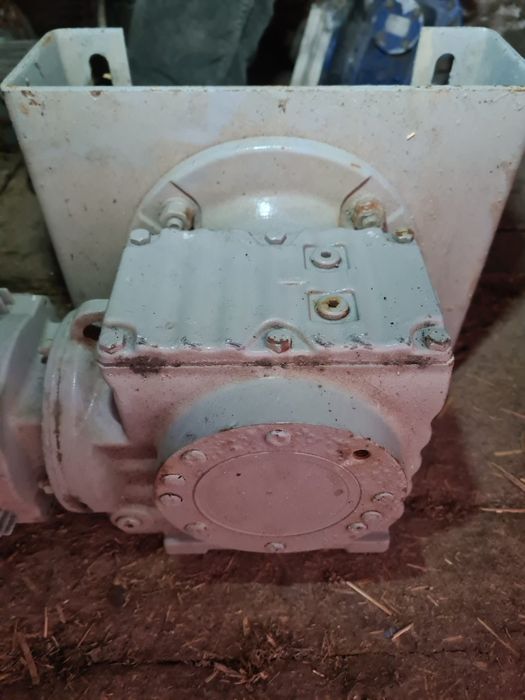 Reductor  Motoreductor sew 0,75 kw