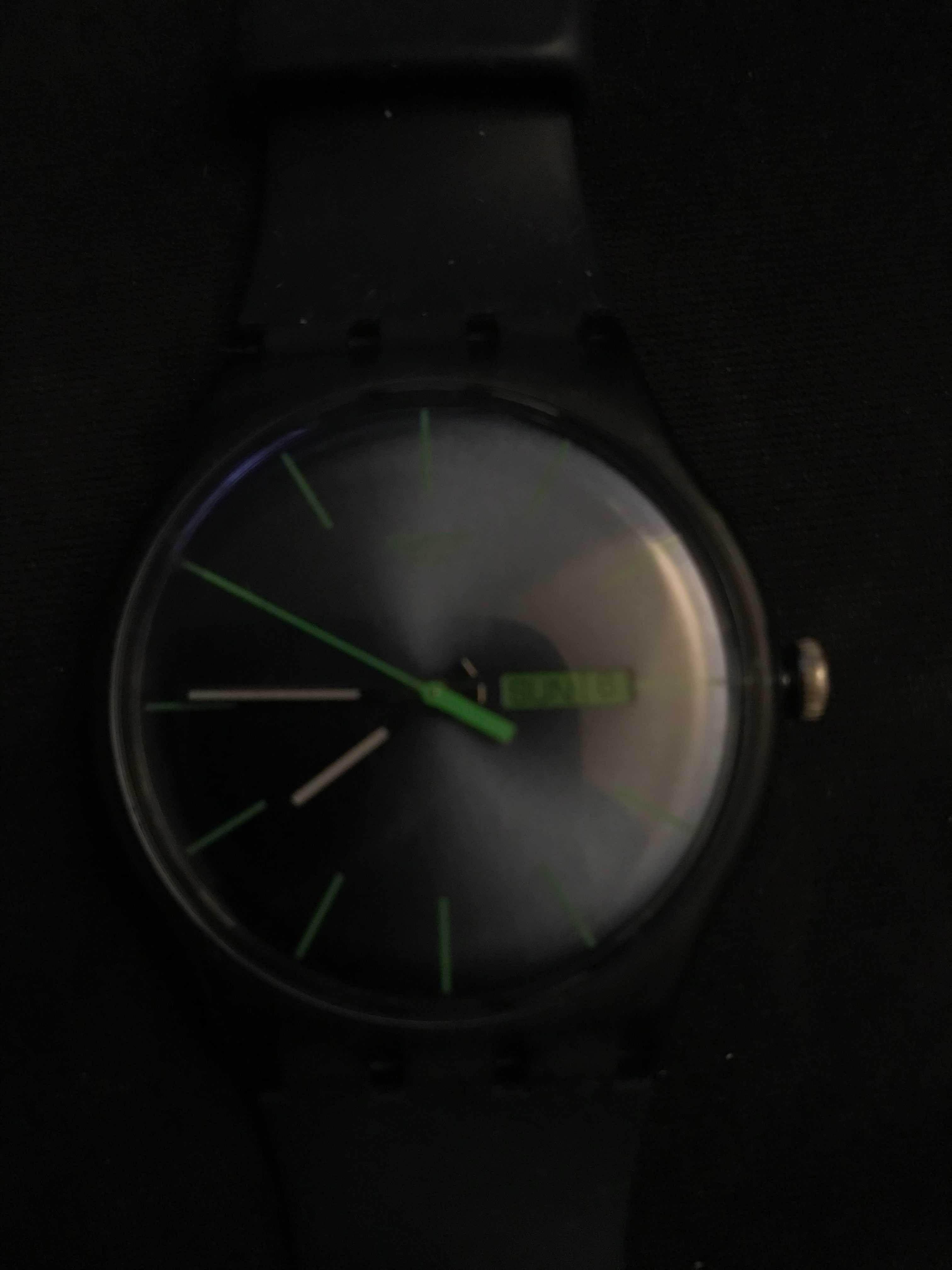 Swatch син часовник
