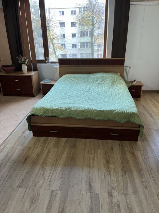 Vand dormitor matrimonial cu saltea