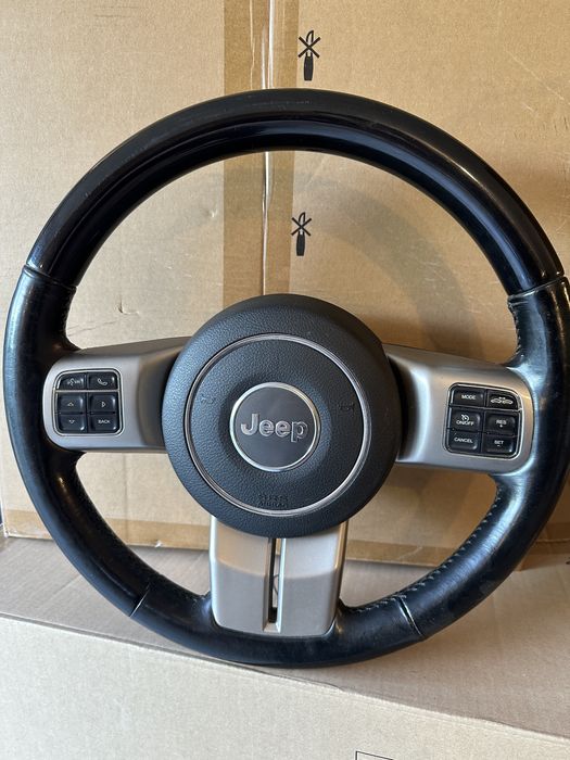 Волан за Jeep Grand Cherokee WK 2010-2014 + airbag