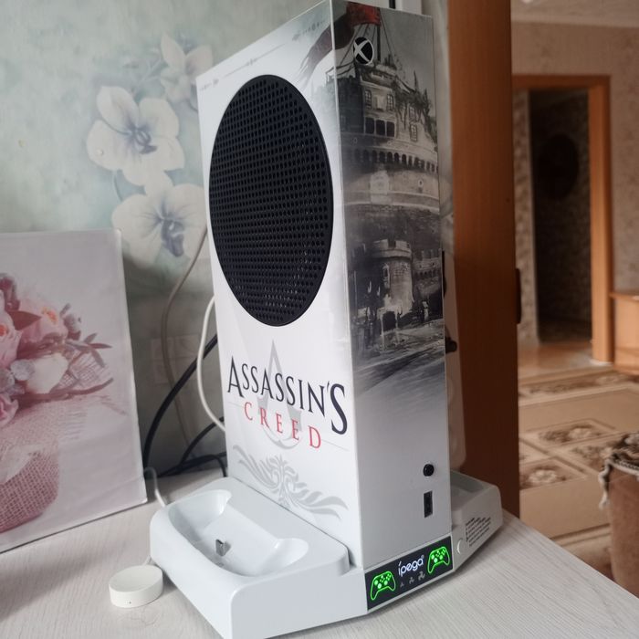 Продам  Xbox series s