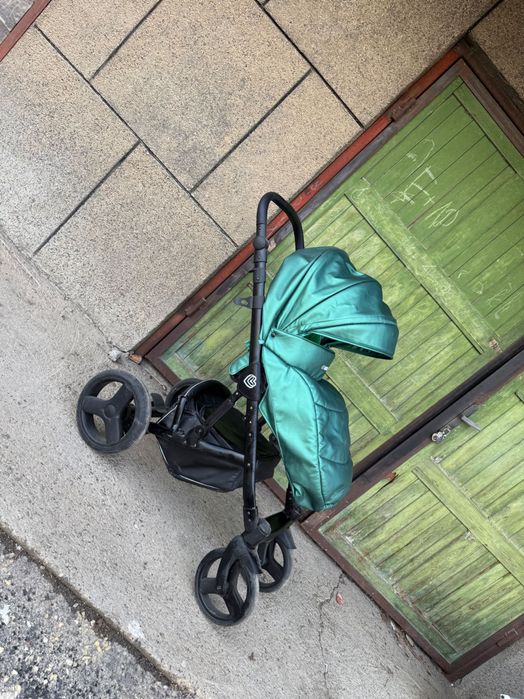 Бебешка количка !