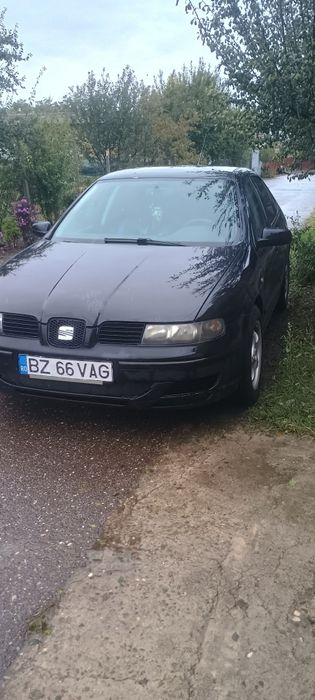 Vând Seat Leon 1m
