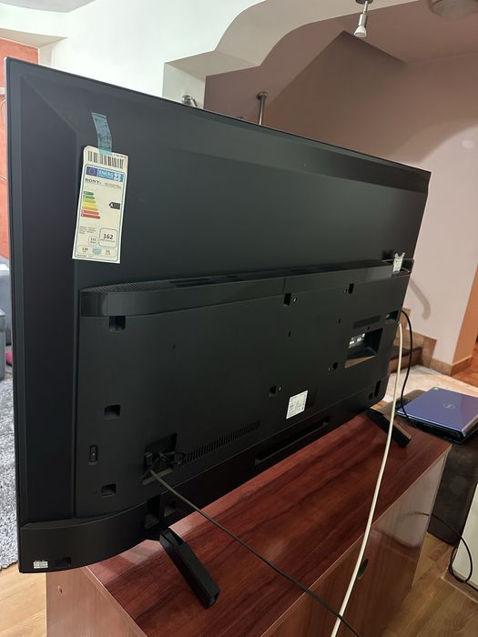 Vand televizor Sony Bravia 4K 139cm
