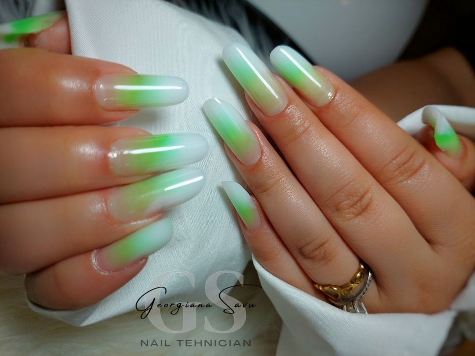 Unghii cu gel, oja semipermanenta  Baba novac