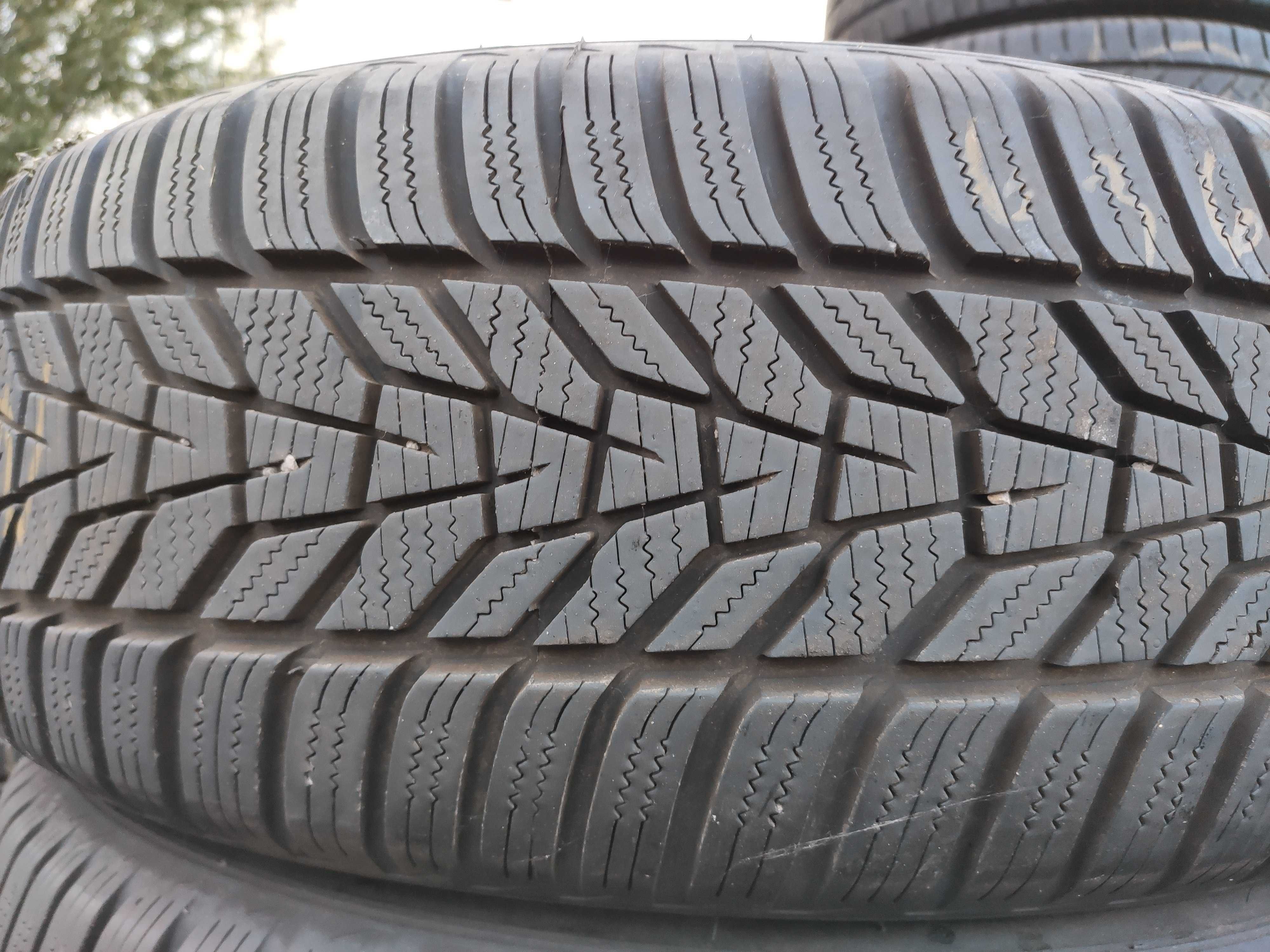 2бр Като нови зимни гуми 225 60 17 - Hankook - DOT 2024