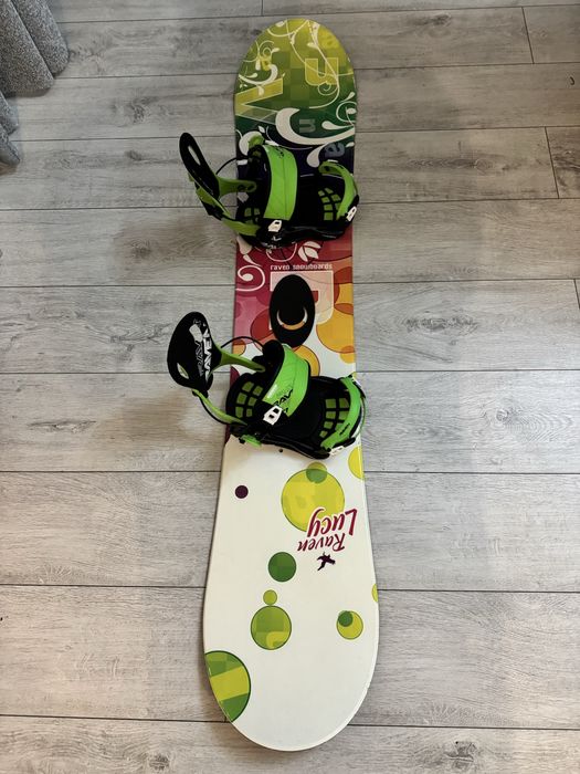 Vand placa snowboard Raven si Boots
