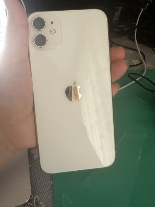 Iphone 11 в хорошем состоянии