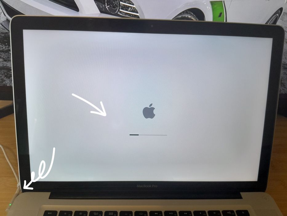 Laptop Apple Macbook Pro 15" 2011 i7 160GB HDD 4GB Ram A1286