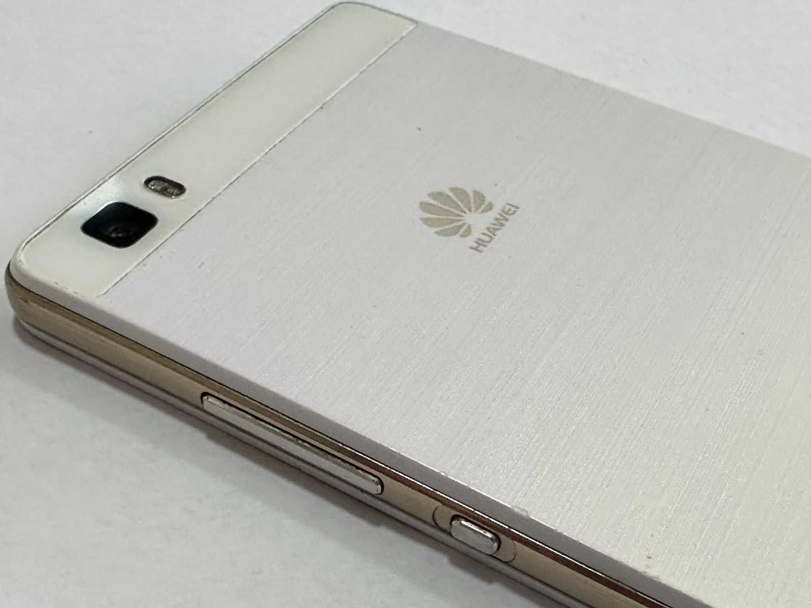 Huawei P8 Lite Dual Пукнат екран