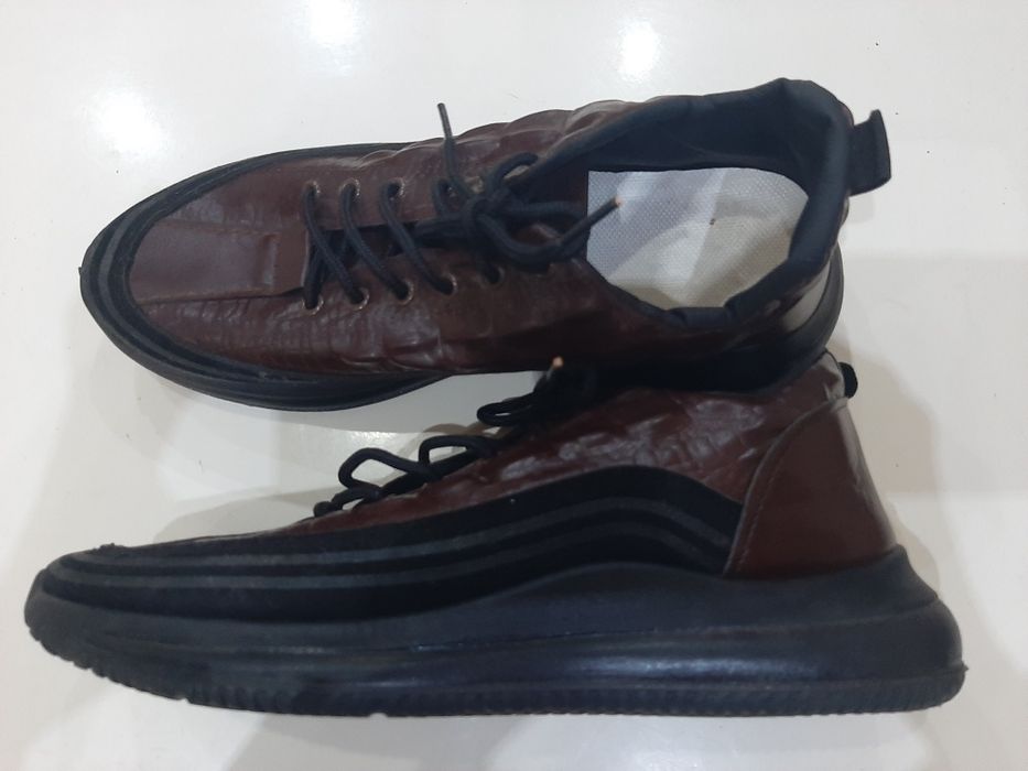 Мъжки кожени обувки-обувани веднъж