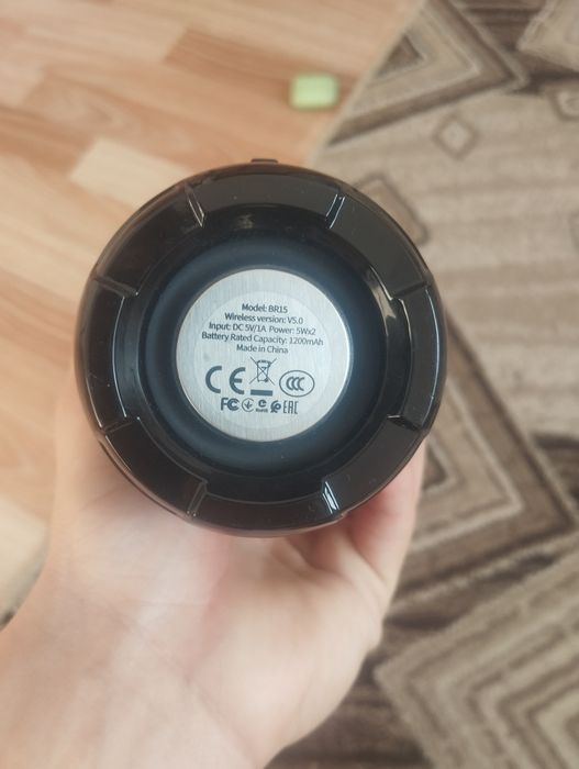 Продам колонку Borofone