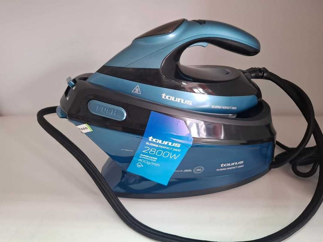 Парна ютия Taurus GV400 2800 W