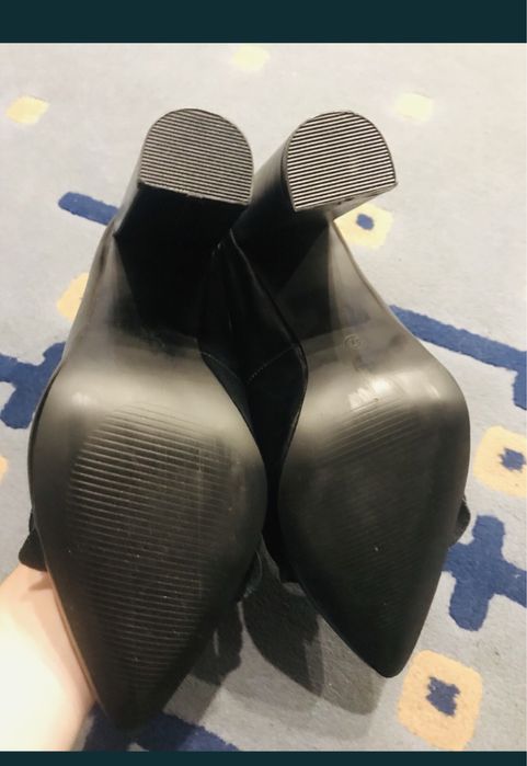 Pantofi Botinelli, marimea 37.