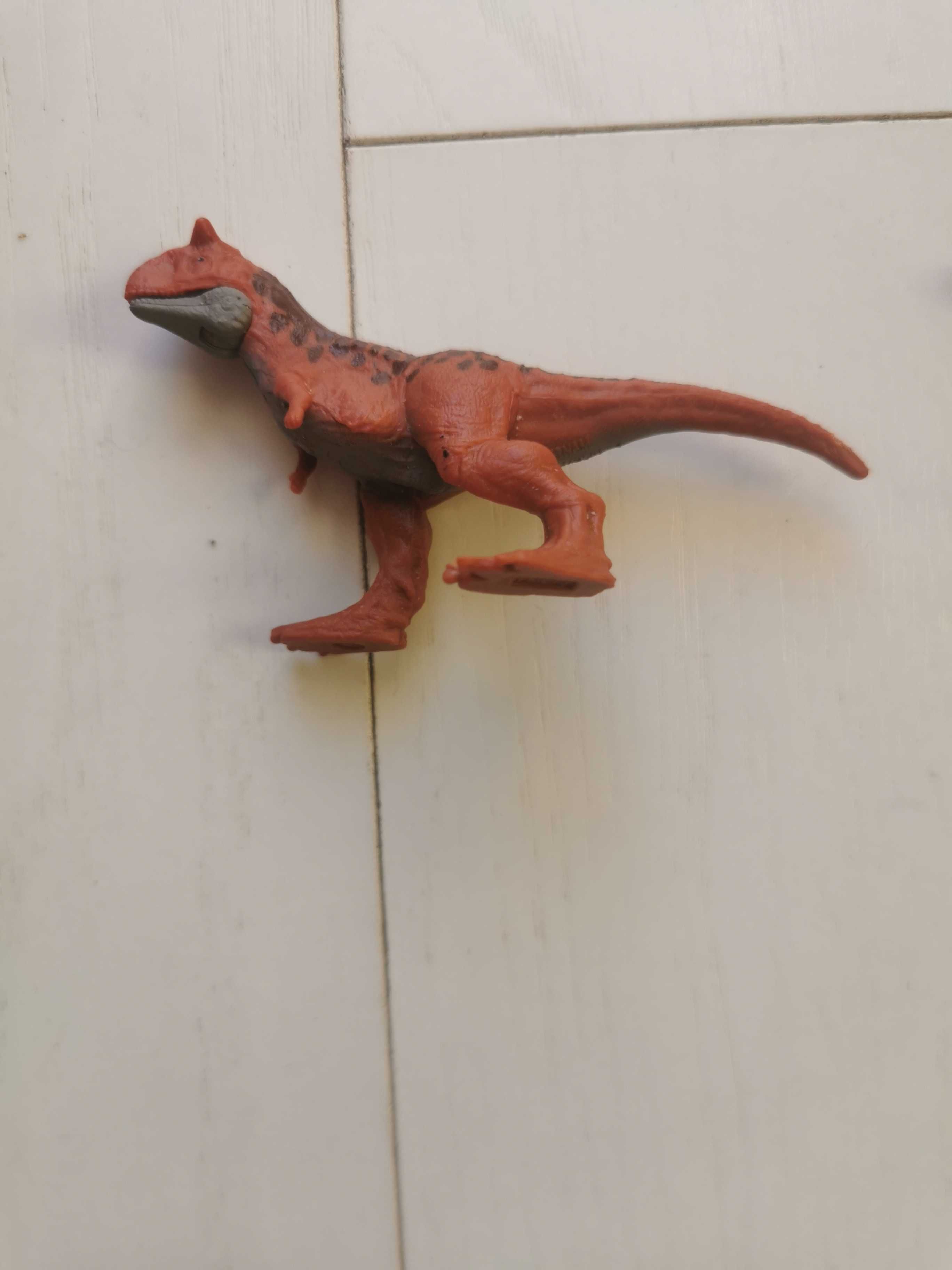 Figurine Jurassic World schimb sau 30 lei bucata