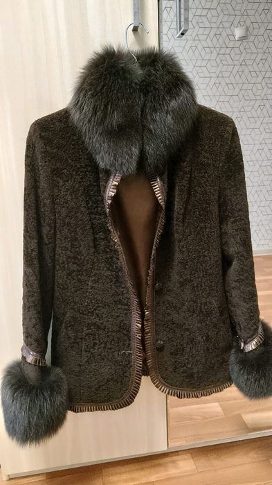 Полушубок красивая короткая