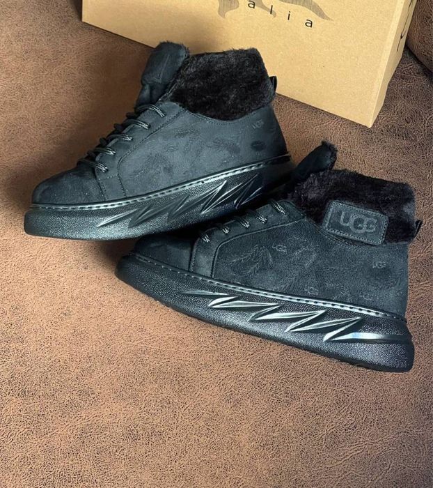 Stoc Ugg dama negre