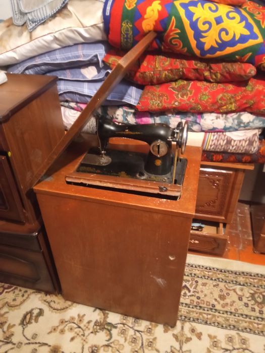 Швейный машина рабочий