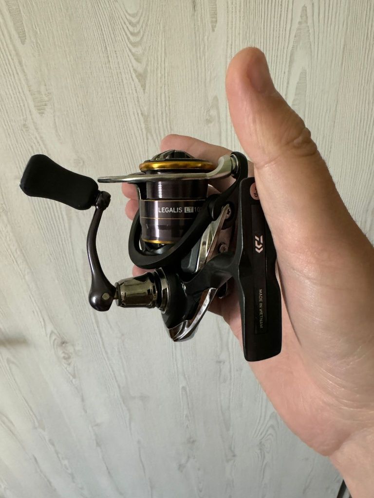 Vand noua Daiwa Legalis LT 1000 XH