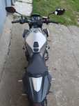 Vând Honda CB650R