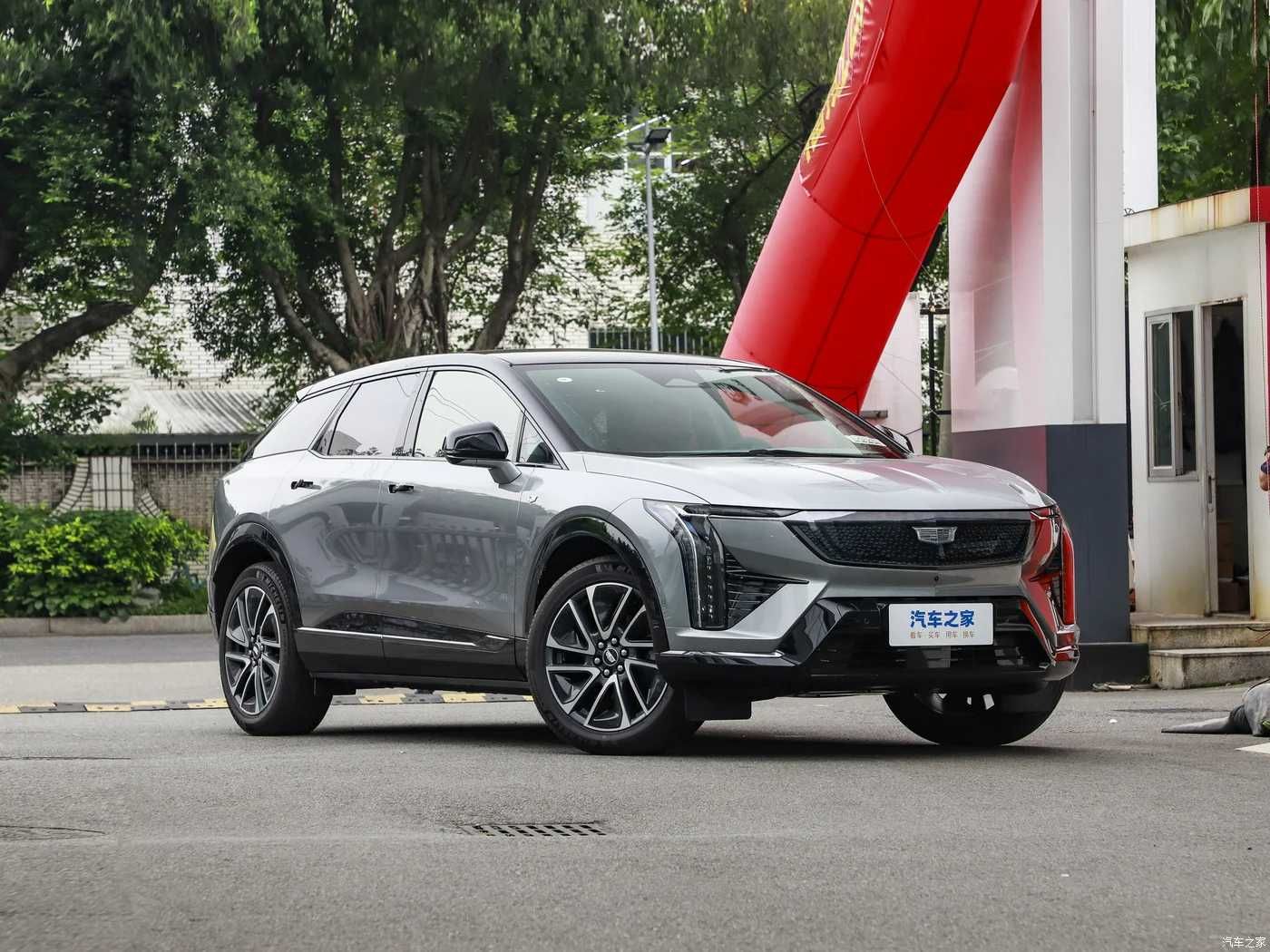 Cadillac Optiq и Lyriq электромобиль под заказ