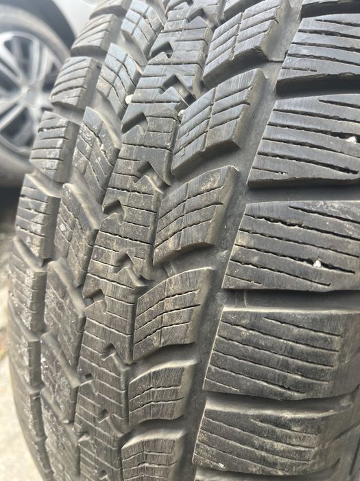 Anvelope iarna 235/65/R17