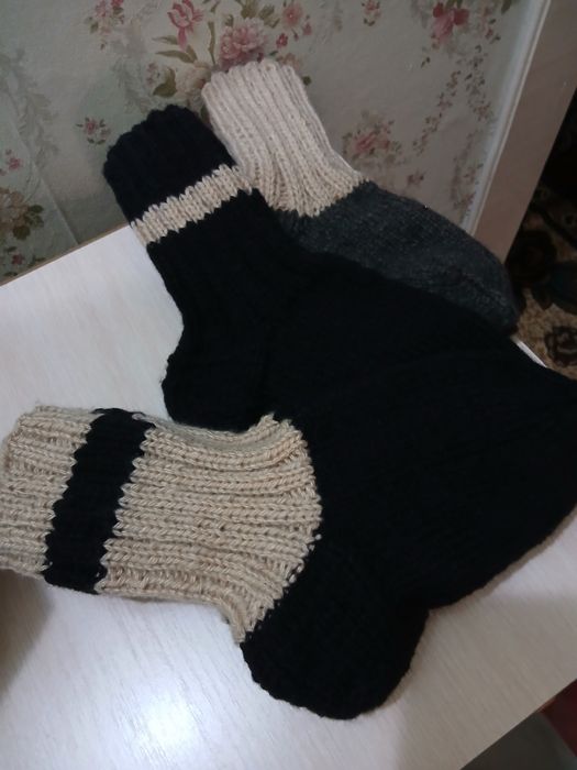 Продаю  Носки вязанные  мужские и женские
