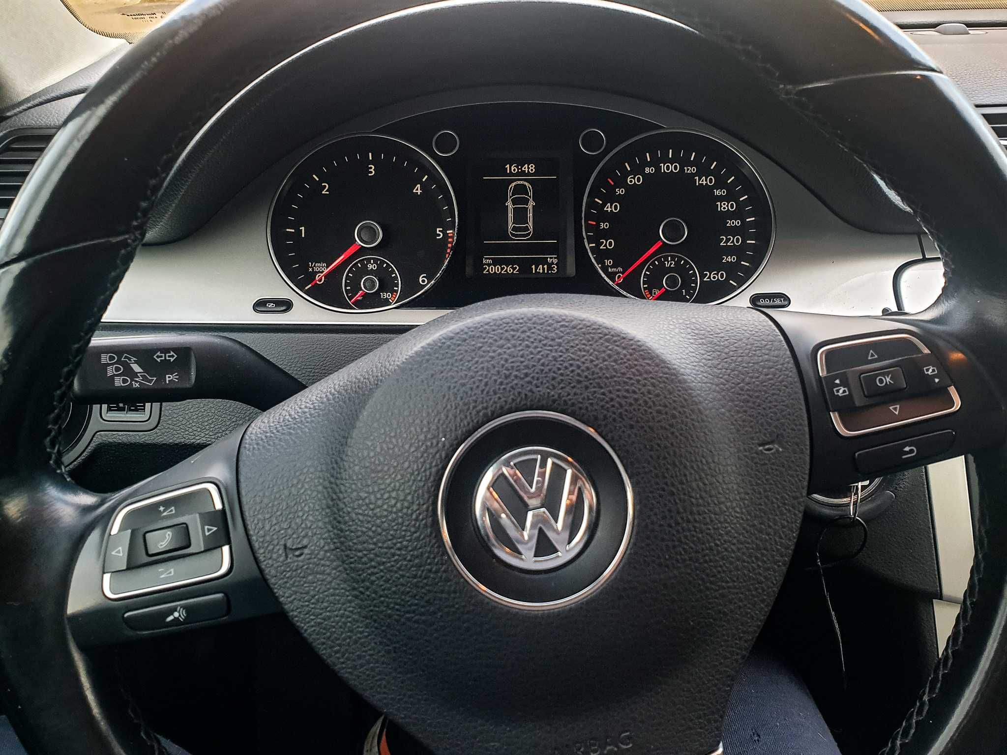 Passat B6-1.6 TDI Bluemotion, îngrijit la reprezentanță, merge perfect