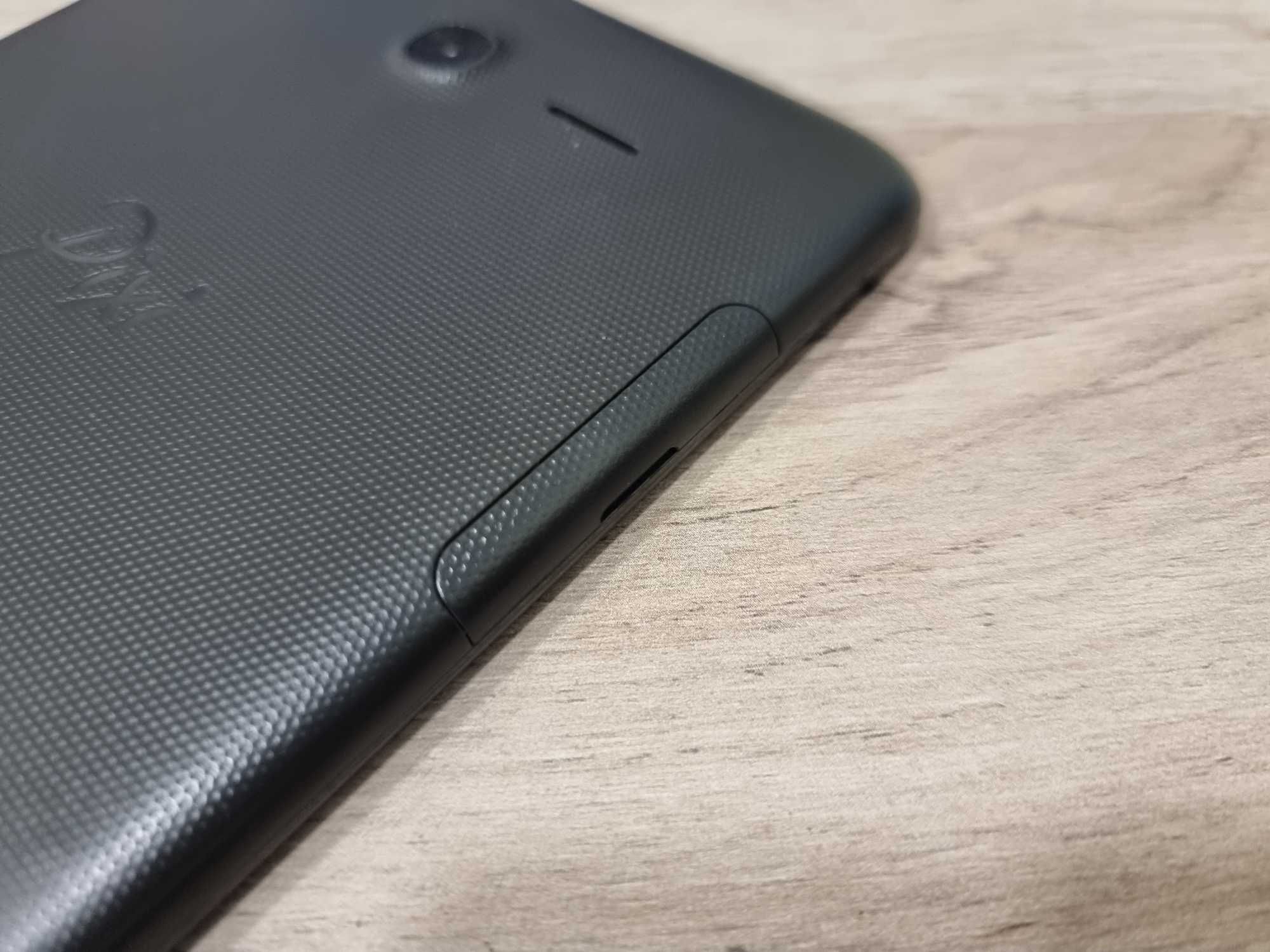 Таблет Alcatel 9002X 7'