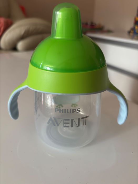 Бебешки чаши Avent и Chicco. Шишета NUK,за възраст от 6 до 18 месеца