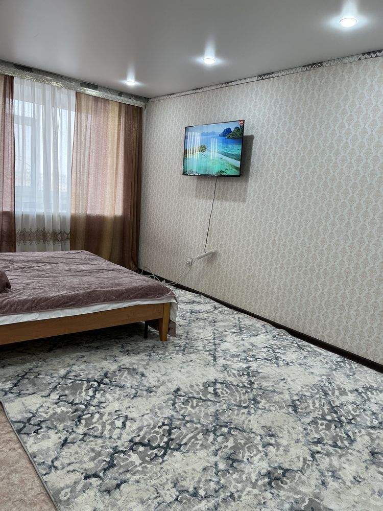 Сдам 1 к кв. 12 мкр, Суточно