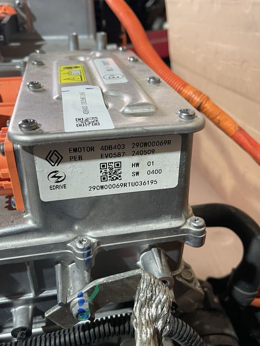 Invertor Dacia Spring Facelift 2024-2025 cod 290W00069R 4DB403 Convert