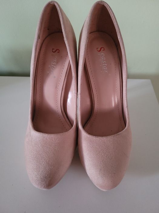 Дамски обувки на ток