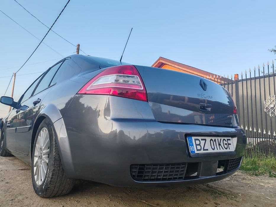 Megane 2.2 1.6v RS look