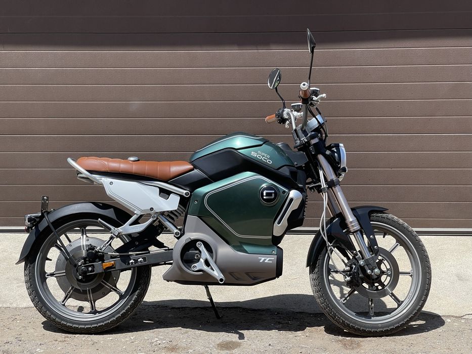Motocicleta Moped Super Soco TC