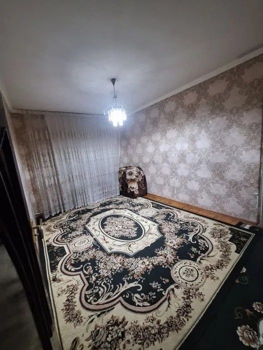 1/5/5. Спутник 16, Янгихает р-н (Сергели). Квартира 38 м². Метро 1 км.