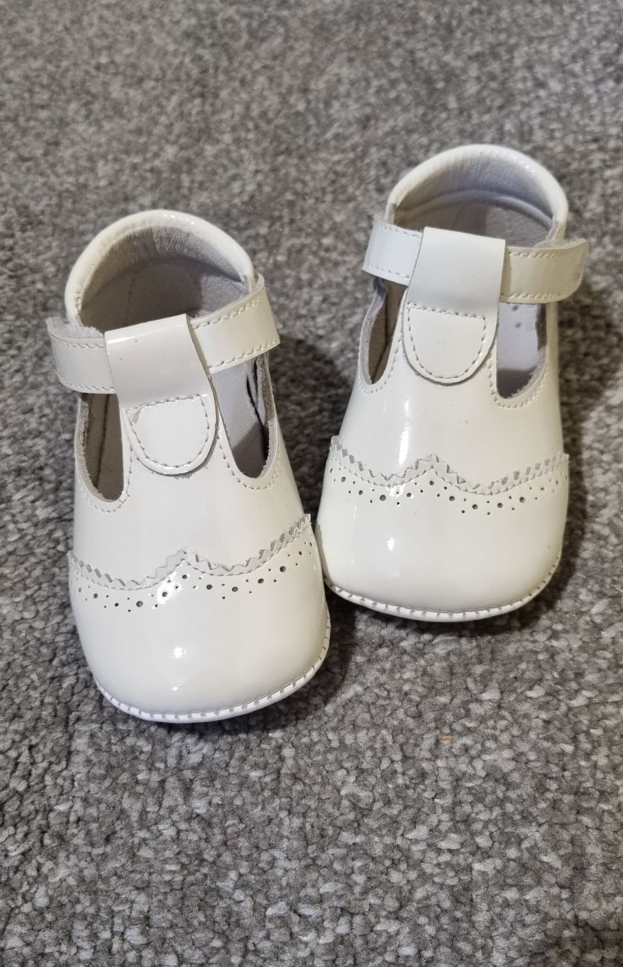 Pantofi eleganti bebe marime 18