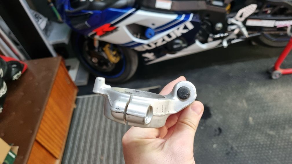 Ляв клип он Suzuki GSX-R 600 / 750, K4 / K5