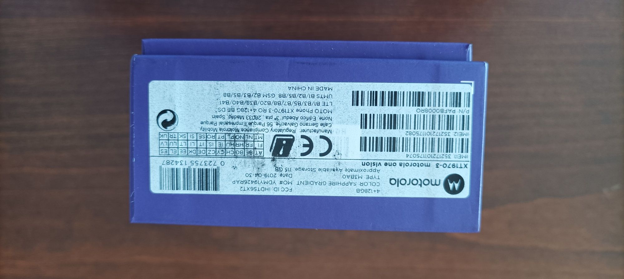 Motorola one vision