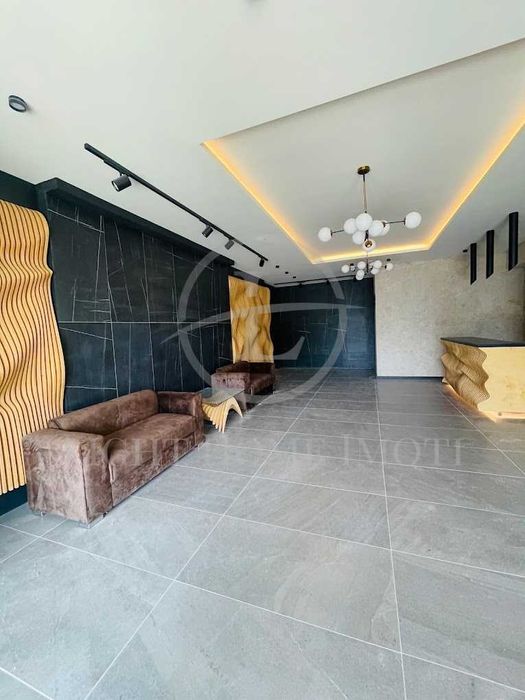 Продава се Четиристаен апартамент в Пловдив, Христо Смирненски - 178 кв.м за 1720 €/кв.м - Снимка #11