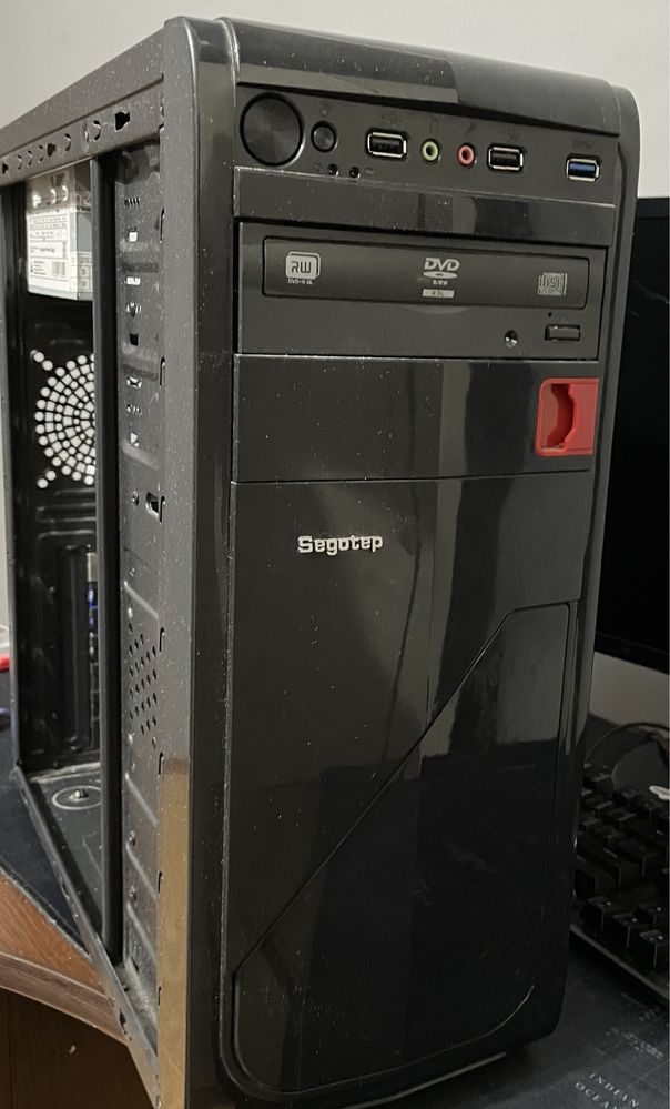 Sistem PC Gaming RX - QuadCore® Ryzen3-1200 la 3.40Ghz TURBO, 16 GB RA