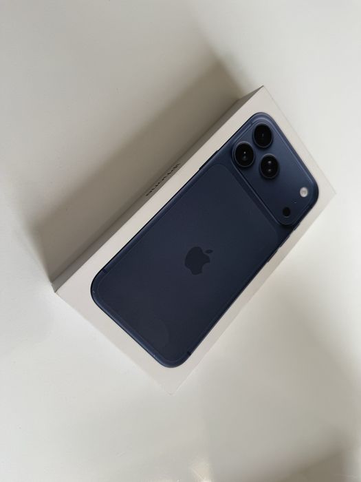 Iphone 17 Pro Max Чисто Нов Наличен