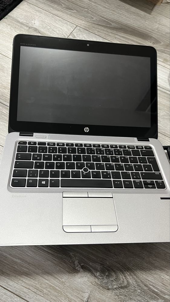 Продавам HP EliteBook 725 G4