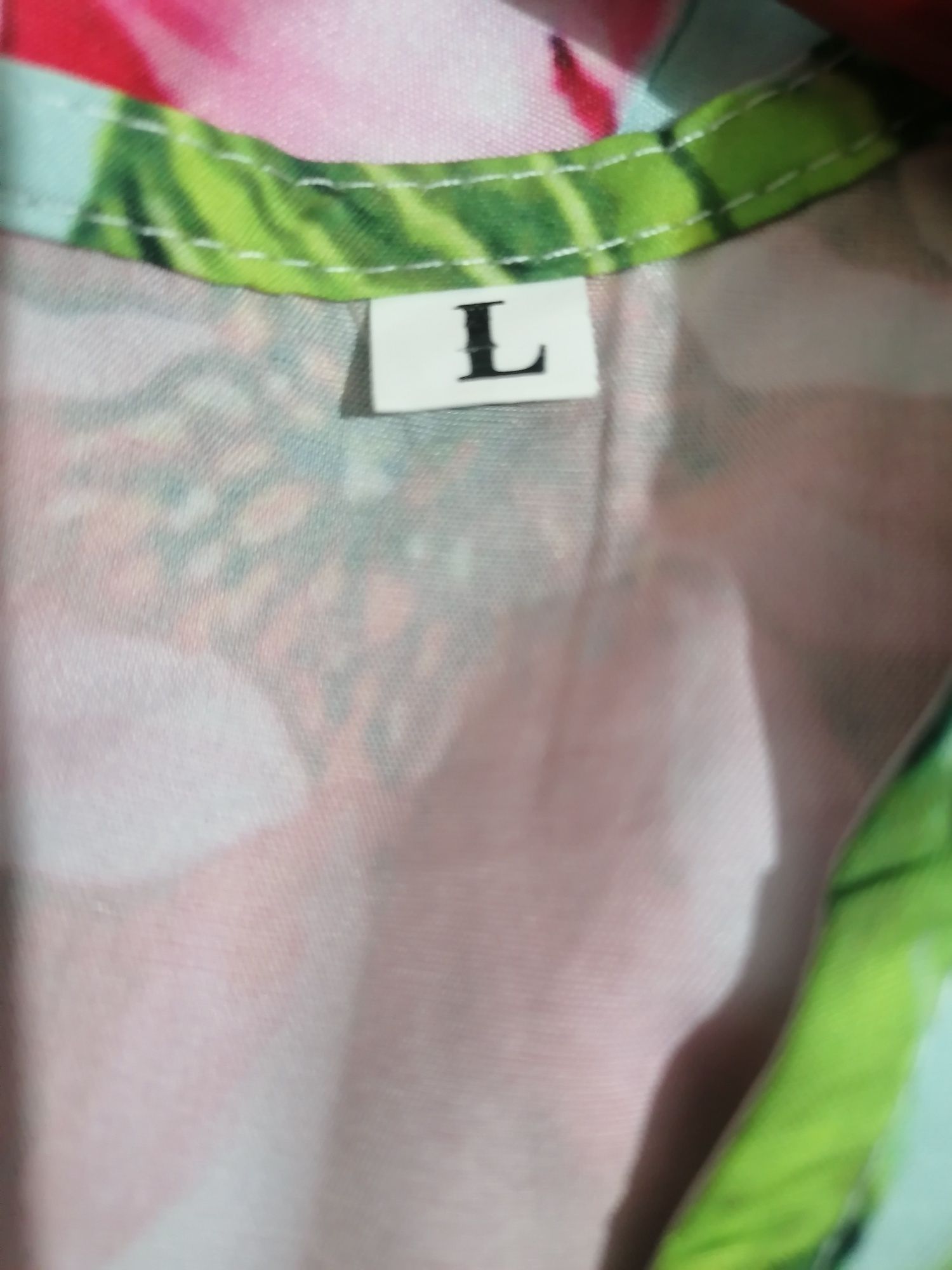 Rochie de vară multicolora, cu print floral, mărime  L, 40 lei