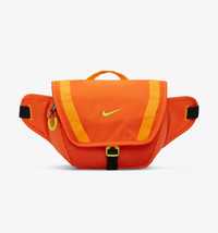 Nike Bumbag нова с етикет