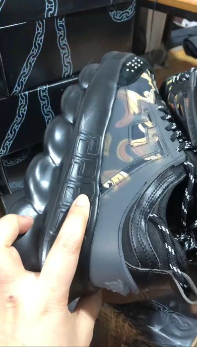 Versace chain reaction medusa