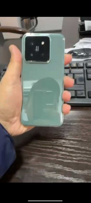 Xiaomi 14 12/256gb flagman